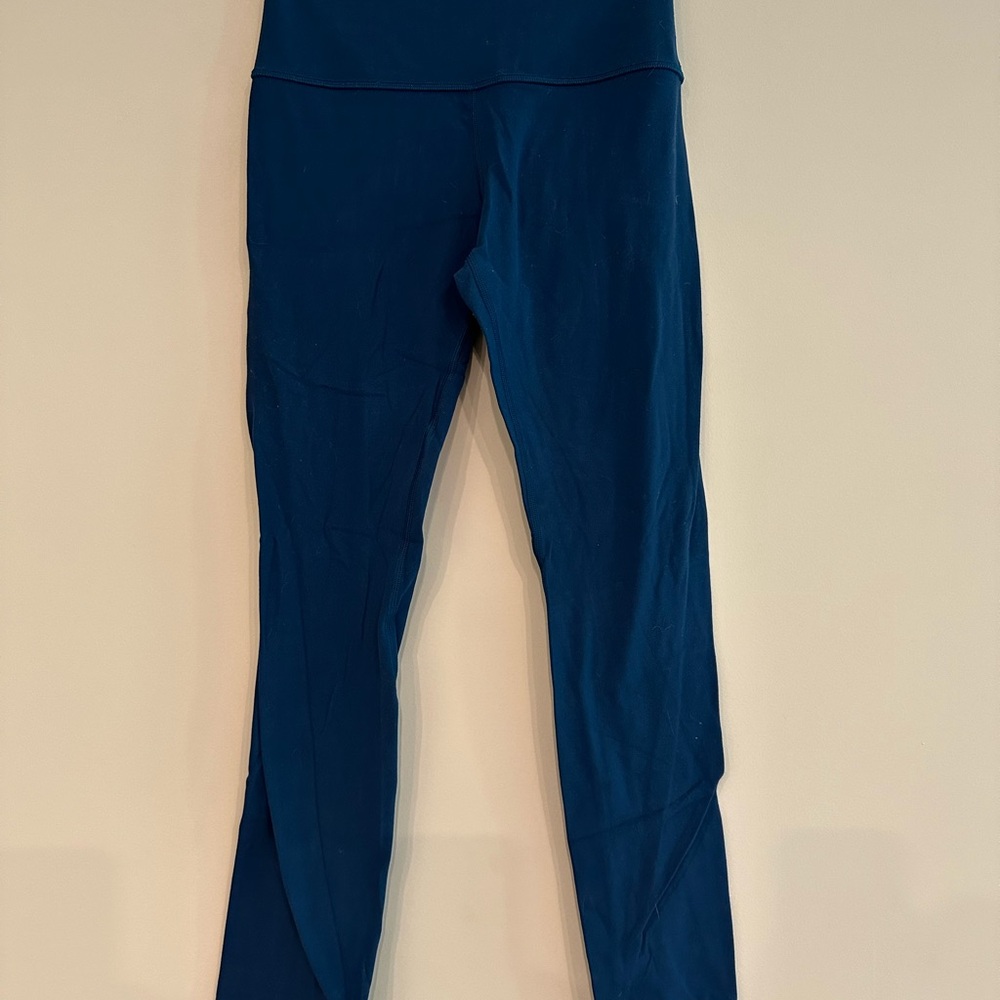 Lululemon Leggings - barely worn! size 6